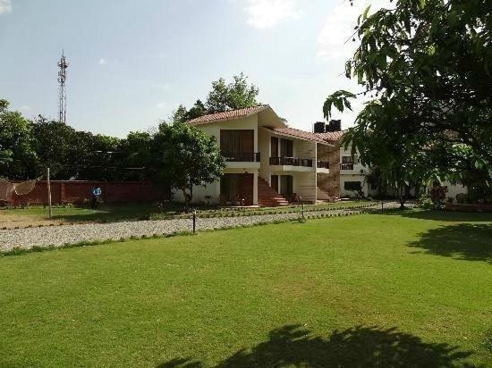Jim Corbett Resort Рамнаґар Екстер'єр фото