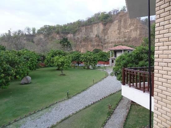 Jim Corbett Resort Рамнаґар Екстер'єр фото