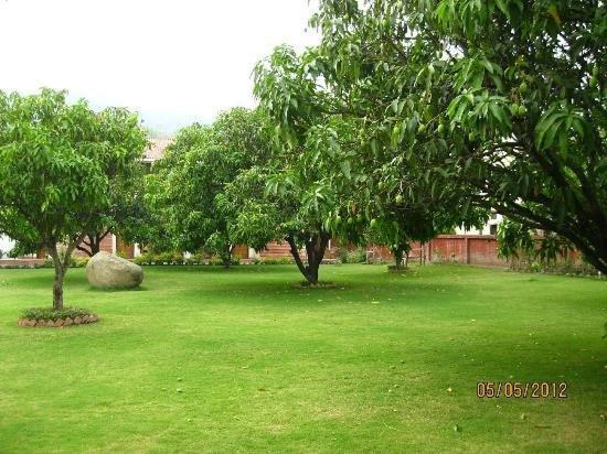 Jim Corbett Resort Рамнаґар Екстер'єр фото