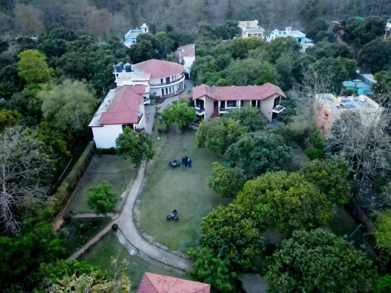 Jim Corbett Resort Рамнаґар Екстер'єр фото